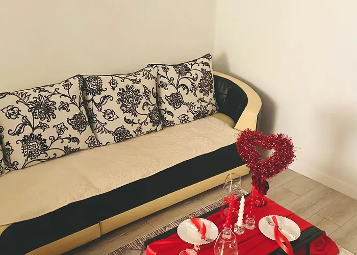 Juliette With Private Garden *