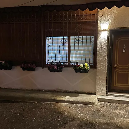 Juliette With Private Garden