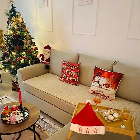 Juliette With Private Garden Daire *