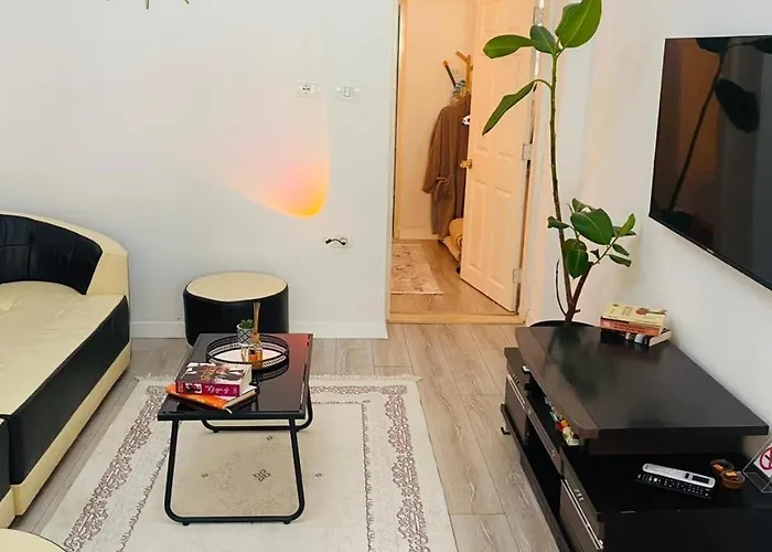 דירה Juliette With Private Garden *